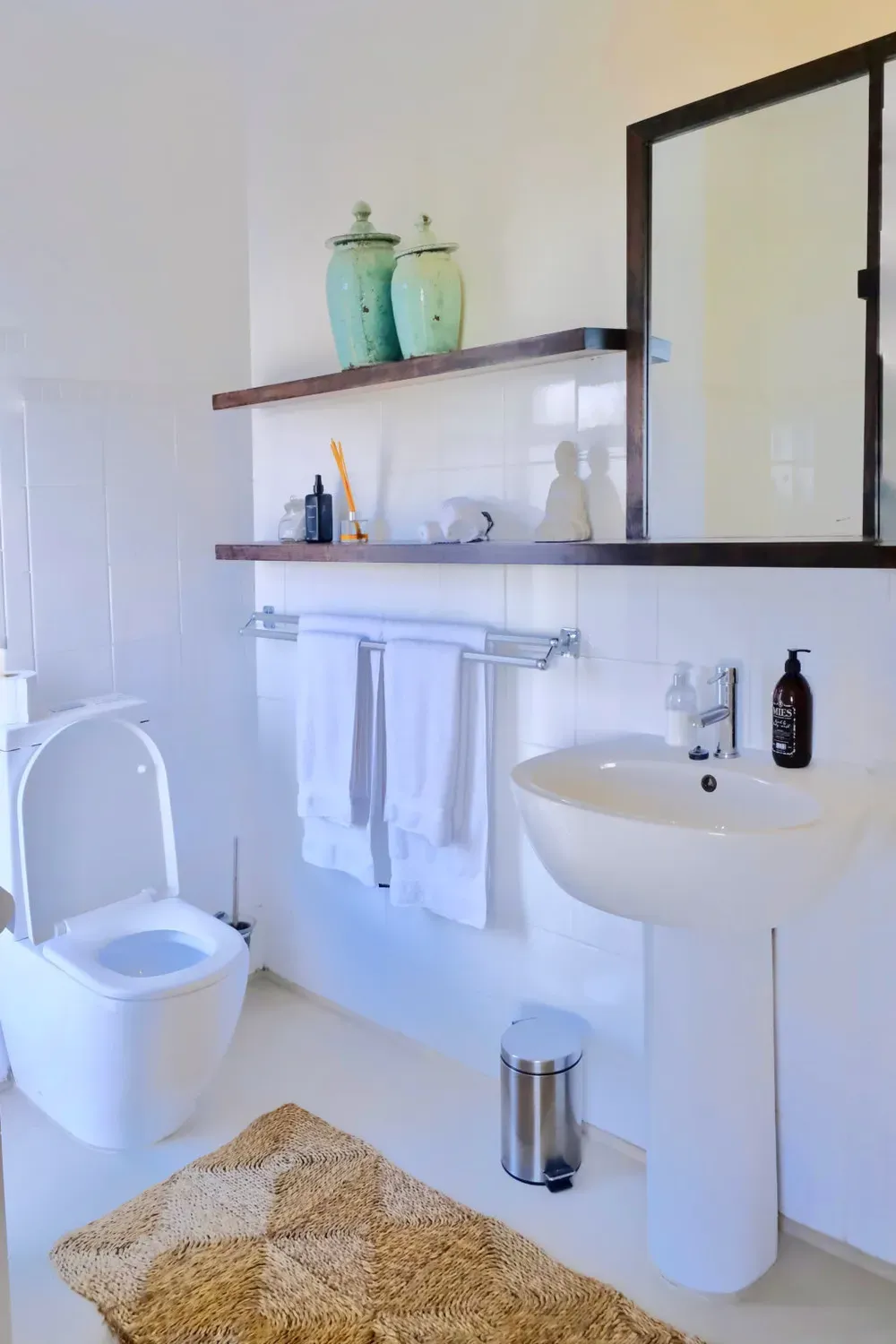Blue Horizons — bathroom