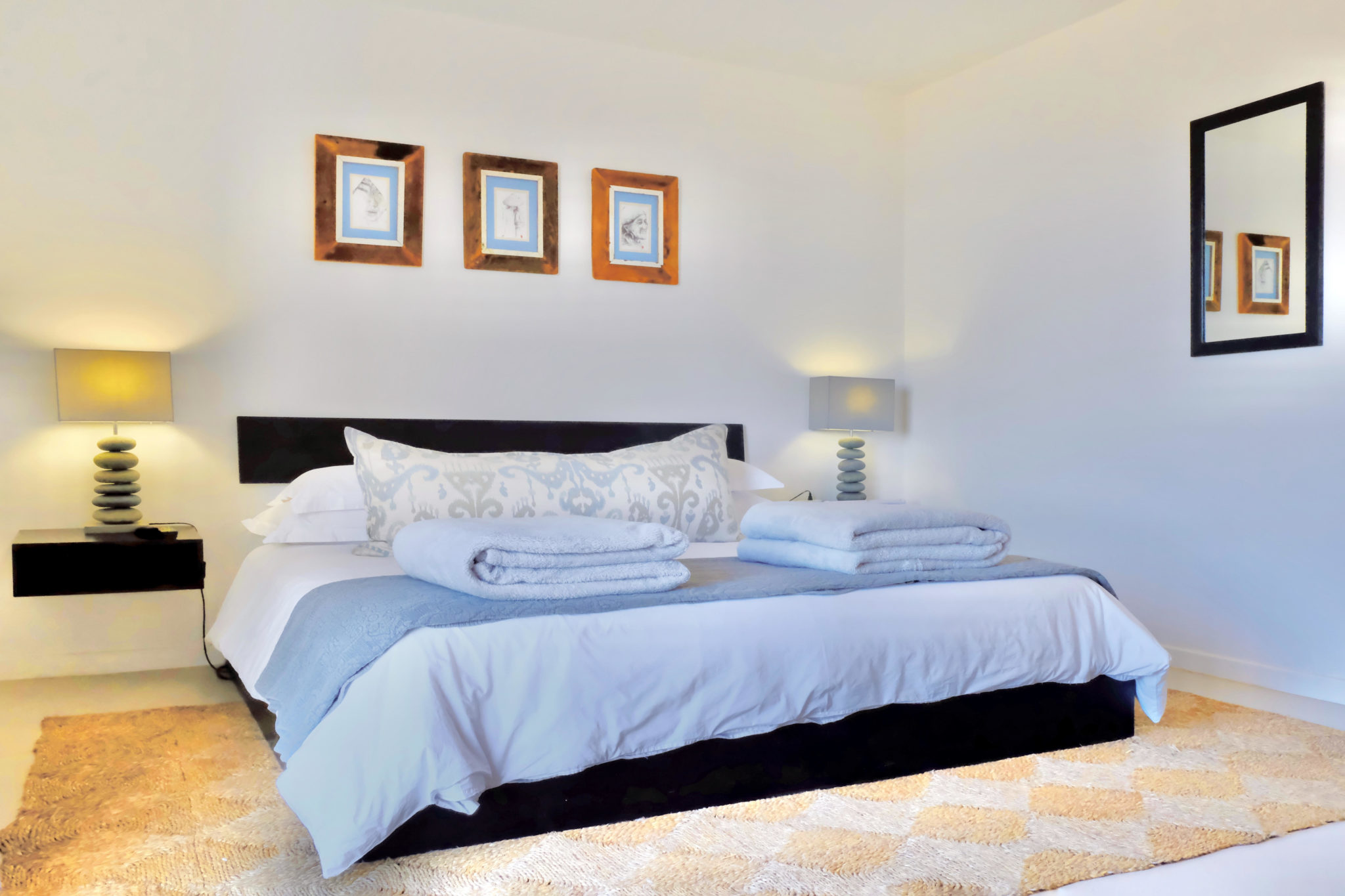 Lost In Art — bedroom